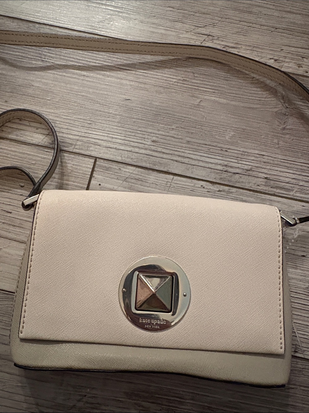 Kate Spade Crossbody purse bag